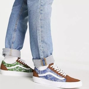 Mens Vans Old Skool Peace Paisley Bandana (Size 8)